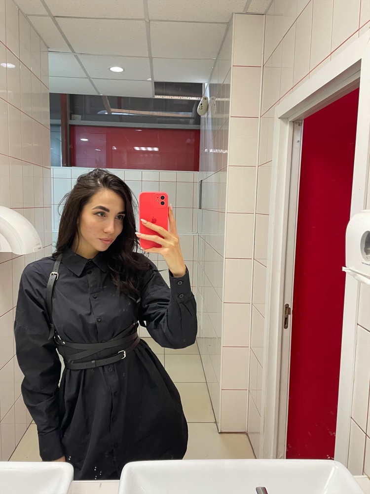 Портупея классная) надо было правда S размер брать, чтобы посередине была застежка 😁