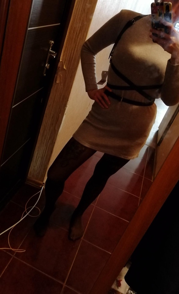 Качественная портупея, соответствует размеру, если заказывать в соответствии с таблицей. Пахнет кожей и пропиткой. Товар рекомендую к покупке!