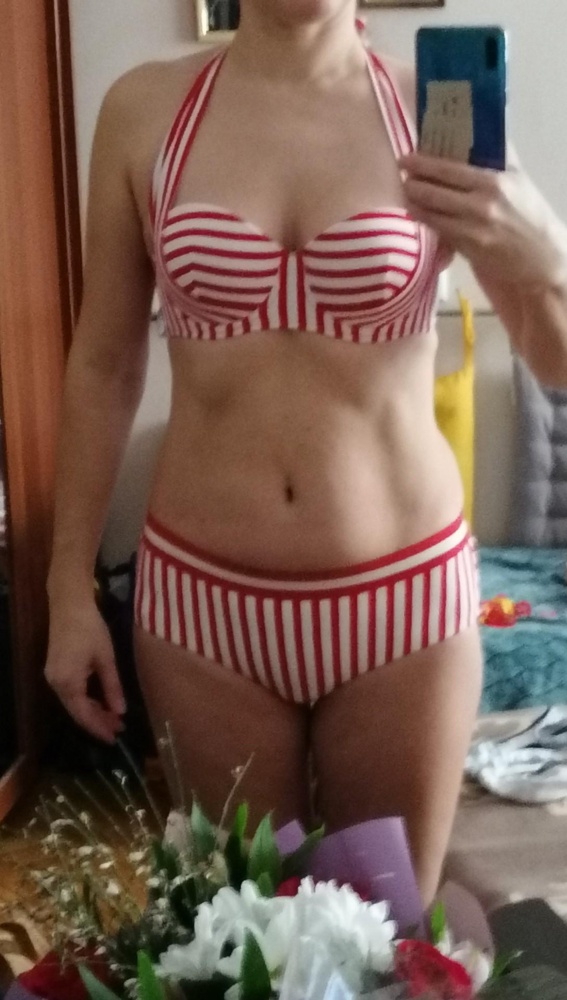 Понравился. На 46, заказала 80 В, сел хорошо.