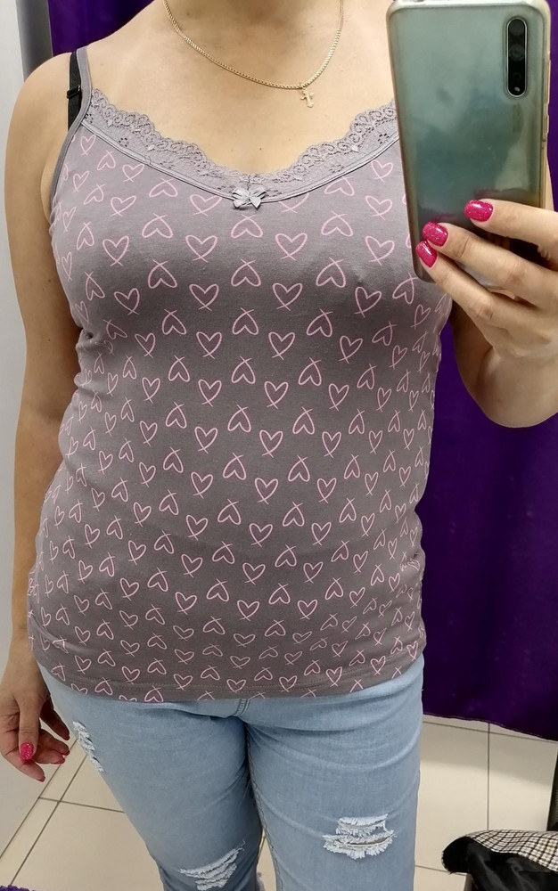 Очень классная)) мягкая, приятная к телу