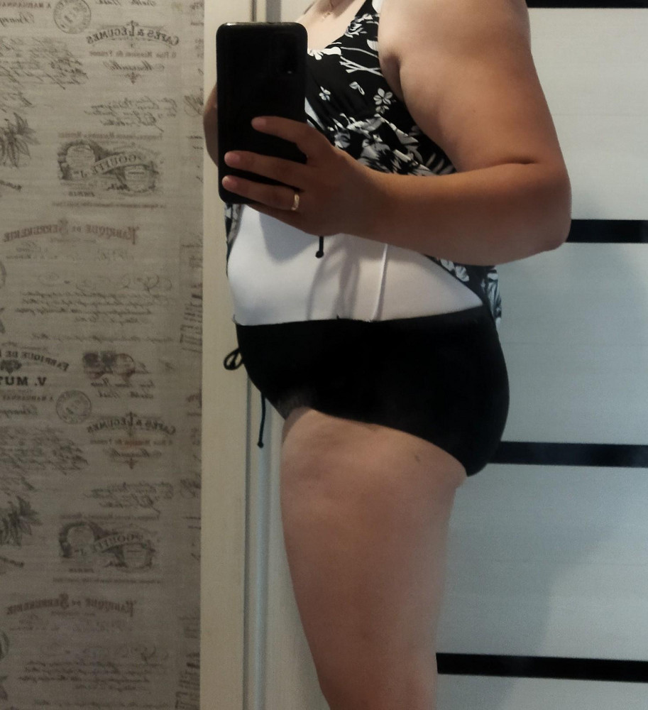 Давно искала такой купальник и нашла,очень понравился в размер,все прикрыто ничего не видно.