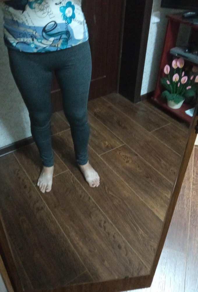 Всем привет,хорошие лосины, к телу очень приятные. Не просвечиваются, плохо тянутся это наверное из за утяжки. Мне XL  подошли идеально ношу 48 размер. Девочки если ножки у ВАС полные надо брать на размер больше. Качество очень понравилось РЕКОМЕНДУЮ,большое СПАСИБО ВАЛБЕСЕР И ПРОДАВЦУ. ВСЕМ ЗАМЕЧАТЕЛЬНЫХ ПОКУПОК.