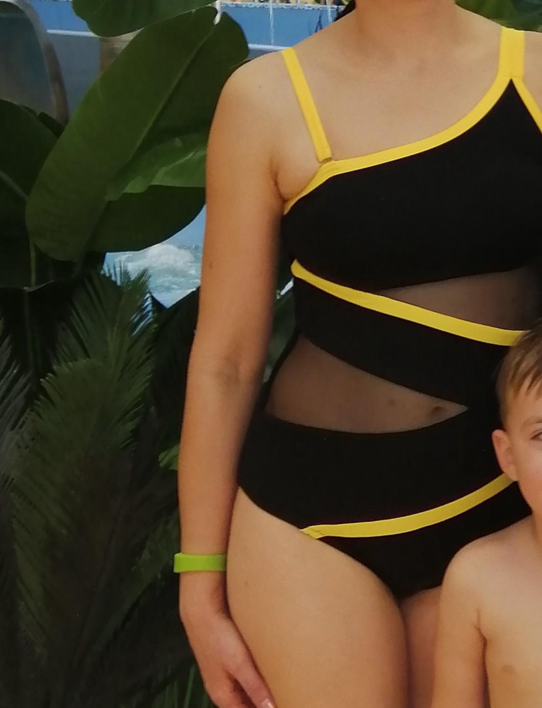 Купальник супер. Без брака, сел хорошо, есть плотные чашечки. Покупкой довольна.