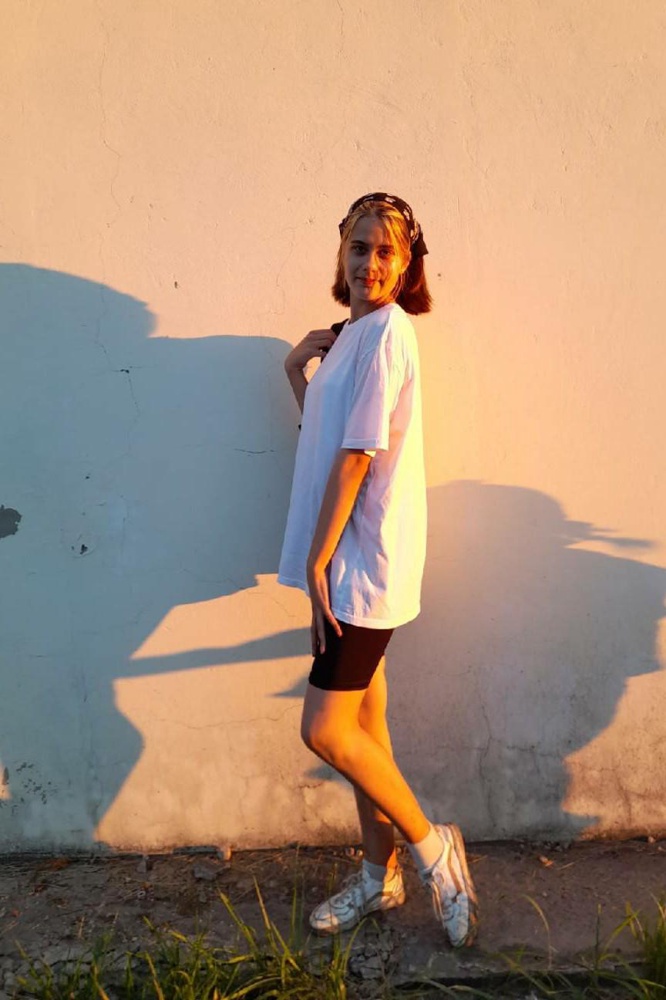 прекрасно 🥰
P.S рост 180 см