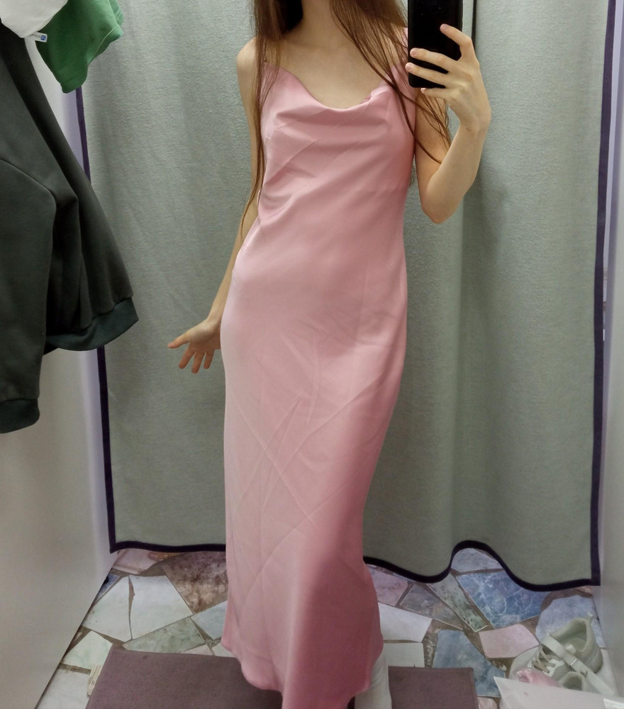 Платье по качеству просто супер, лёгкое, правда, на мой рост 166 длинновато, я его подошью, немного велико на параметры 78/60/89