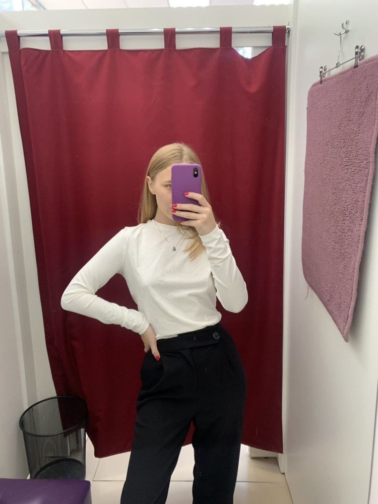 Кофточке супер. Размер соответствует, материал очень приятный