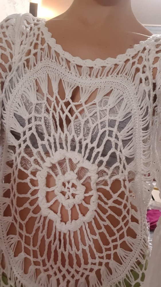 Мне очень понравилось! Качественное, приятное к телу. Положили подарочек-брелок. Спасибо!