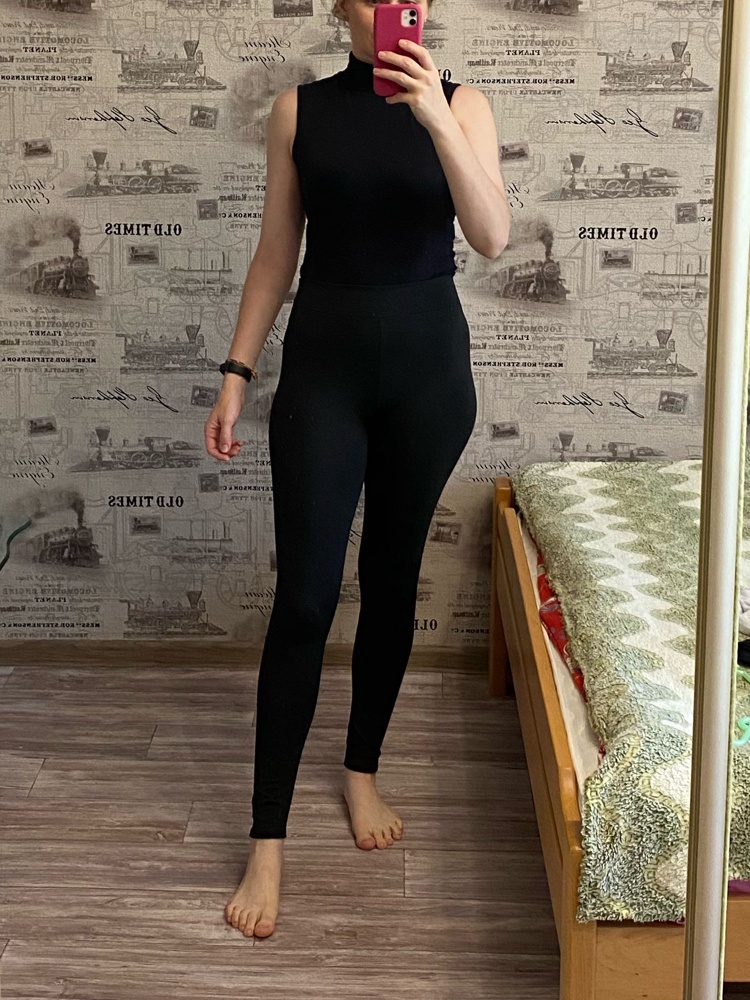 Отличные! На 175 идеальная длина. Не просвечивают. Брала для пол дэнс