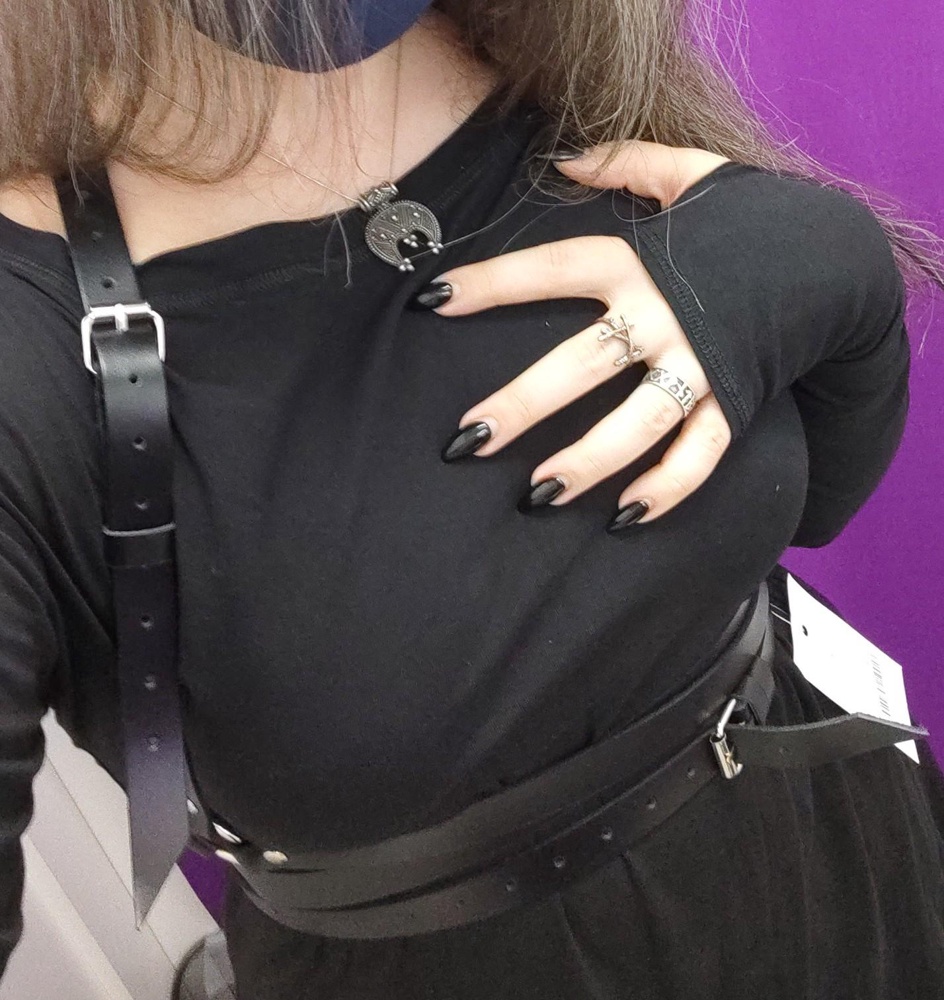 Ремни прочные, в целом портупея подошла по размеру и полностью устраивает меня, благодарю!!