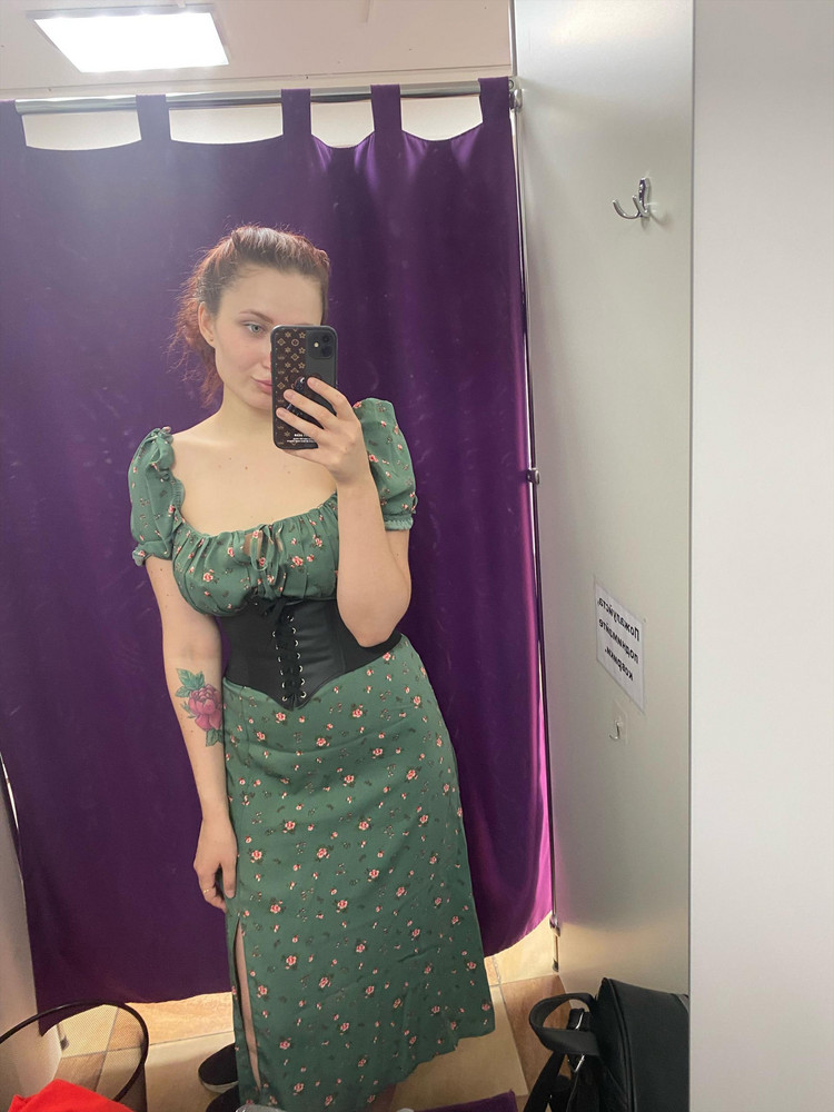 Отличный корсет)очень удобно сделано застёжка👌🏻рекомендую 