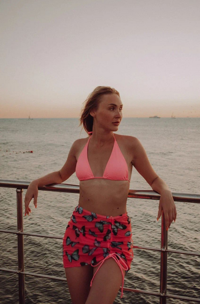 Купальник бомба девочки, садиться идеально 😍 