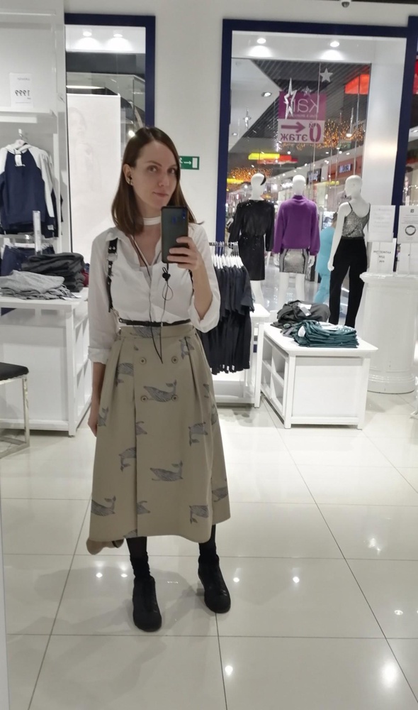 Очень крутая! 
Присмотрела почти год назад, но 2 т было немного жалко, а вот 950 самое то!
Всё пришло целое.
На размер ог 88, от 64  размер в самый раз!