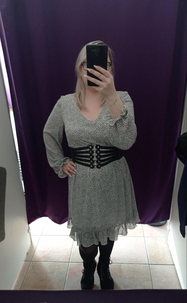 Хороший ремень, на 48 р-р отлично подошёл