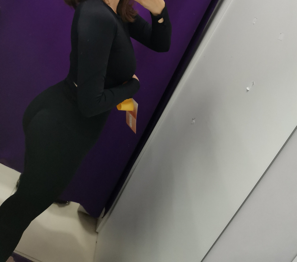 Сел отлично все подчёркивает в подарок резинка 🌸💫