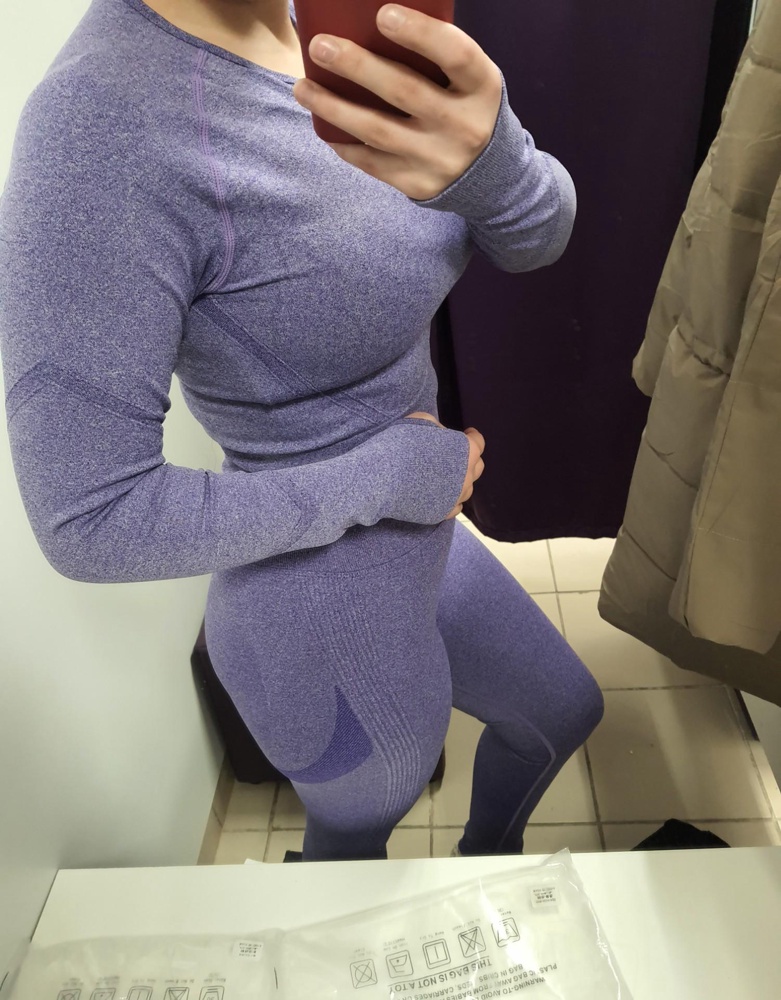 Заказала, верх не угадала с размером(( 
Буду перезаказывать. А так костьюм четкий🔥🔥🔥