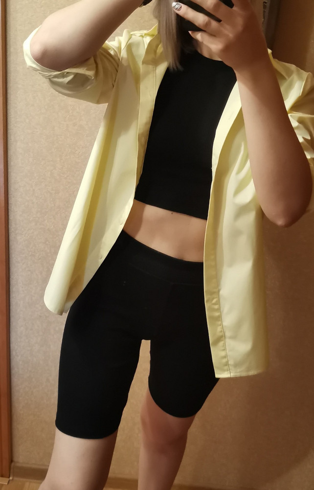 Костюм классный, ткань плотная(врубчик /лапша)
На мой 42-44 взяла м, сел отлично!
Немного собирается подмышками, это единственный минус.