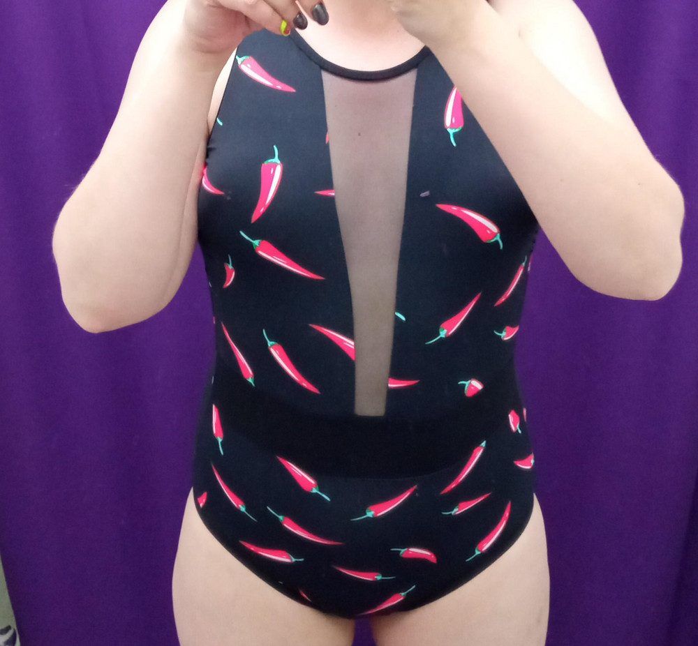 Качество купальника хорошее, отказалась от товара только потому что на мне смешно сидит. Продавца рекомендую