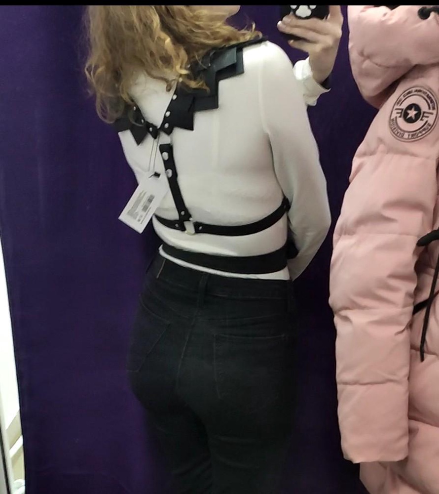 Я в восторге. Смотрится просто супер. Возможность перестраивать радует. И не только с крыльями здорово смотрится. Всем рекомендую!!!