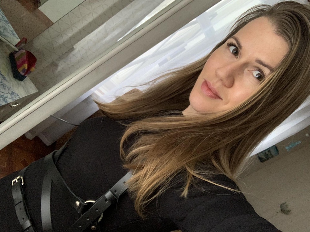 Огненная портупея! Качество отличное и сидит идеально! Внимание очень привлекает;) очень нужная вещь для каждой классной девчонки 😅