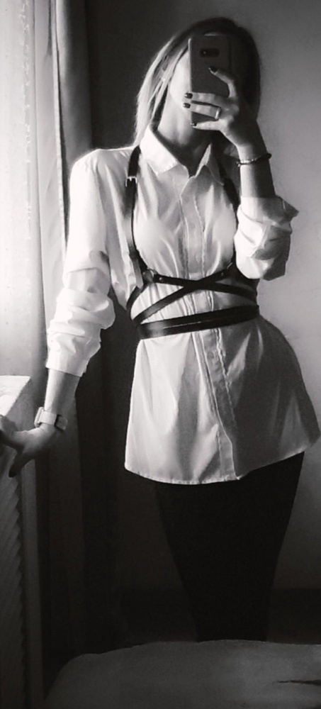 Хорошо упакованно.
Быстро пришло
Всё застёжки целые
Ожидание оправданно🤩