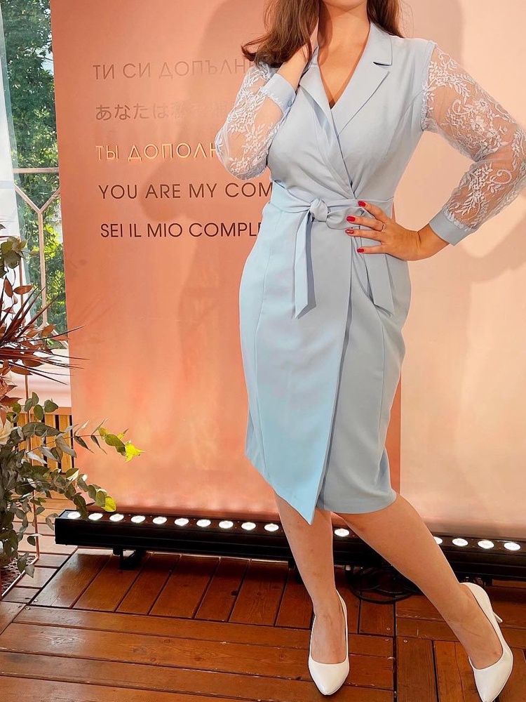 Платье просто супер! Ткань приятная к телу, сидит идеально, все как на фото! Очень довольна покупкой!