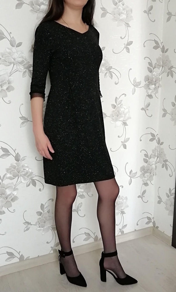 Отличные туфли. Пришли хорошо упакованы. Каблук устойчивый. За счёт ремешка нога не болтается.