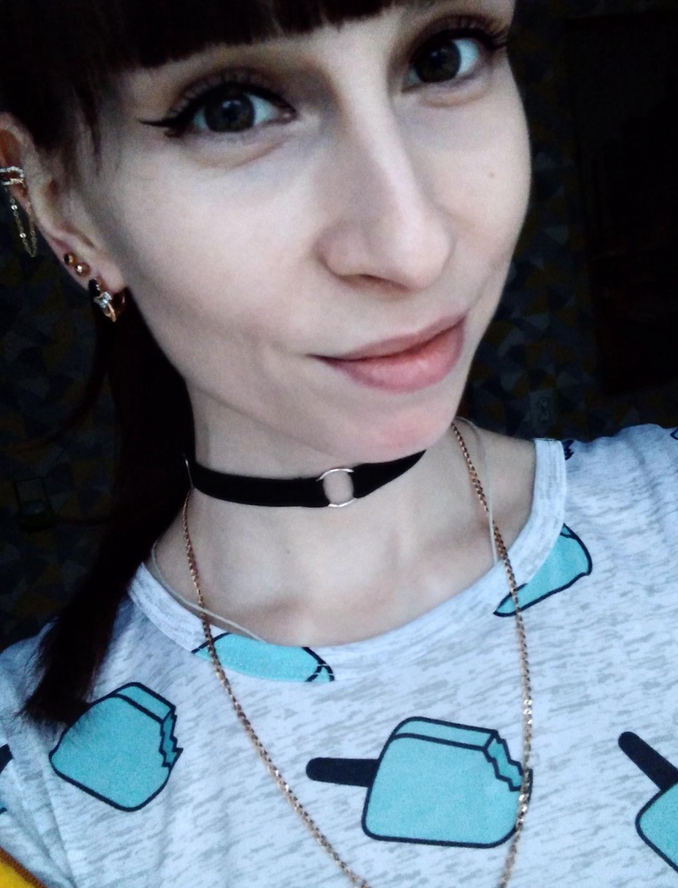 Пришел целый, ткань приятная.