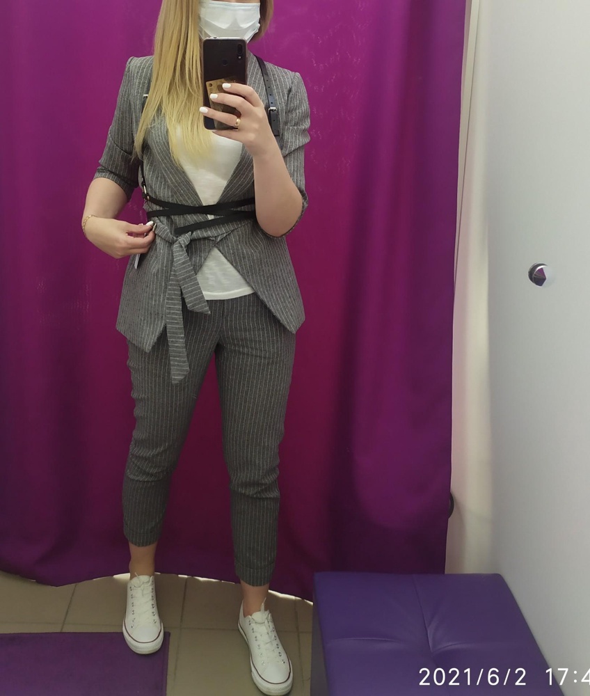 Классная, заказала 40-42, ношу S-M размер, портупея застёгивается , но впритык . Перезакажу на другой размер