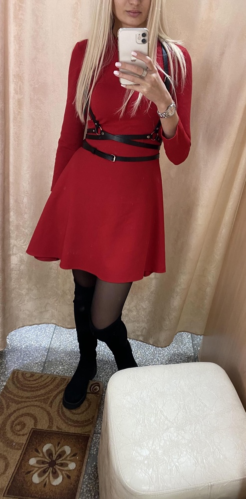 Хорошая портупея пришлось чуть укоротить нижний ремень ,чтобы была по середине ,качество вроде нормальное посмотрим как будет вести себя в носке .спасибо продавцу 