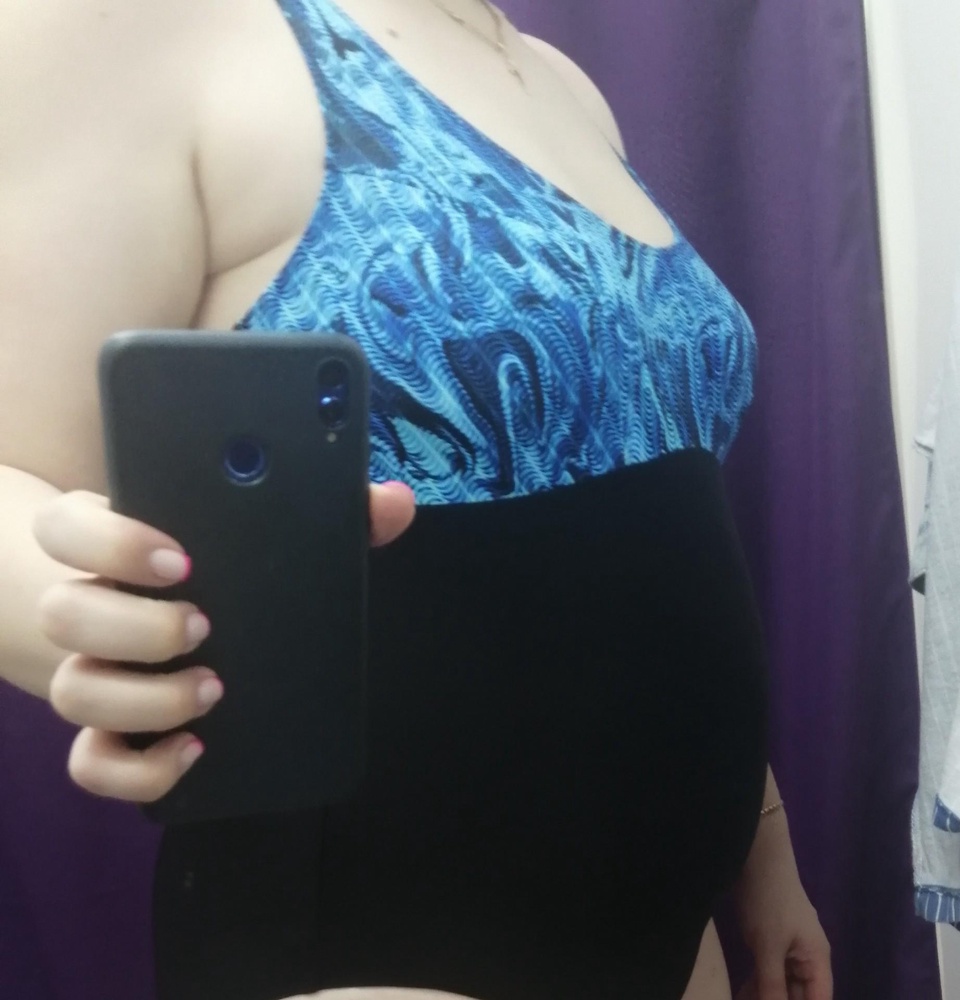 Здравствуйте, купальник не держит грудь(хотя есть вставки.