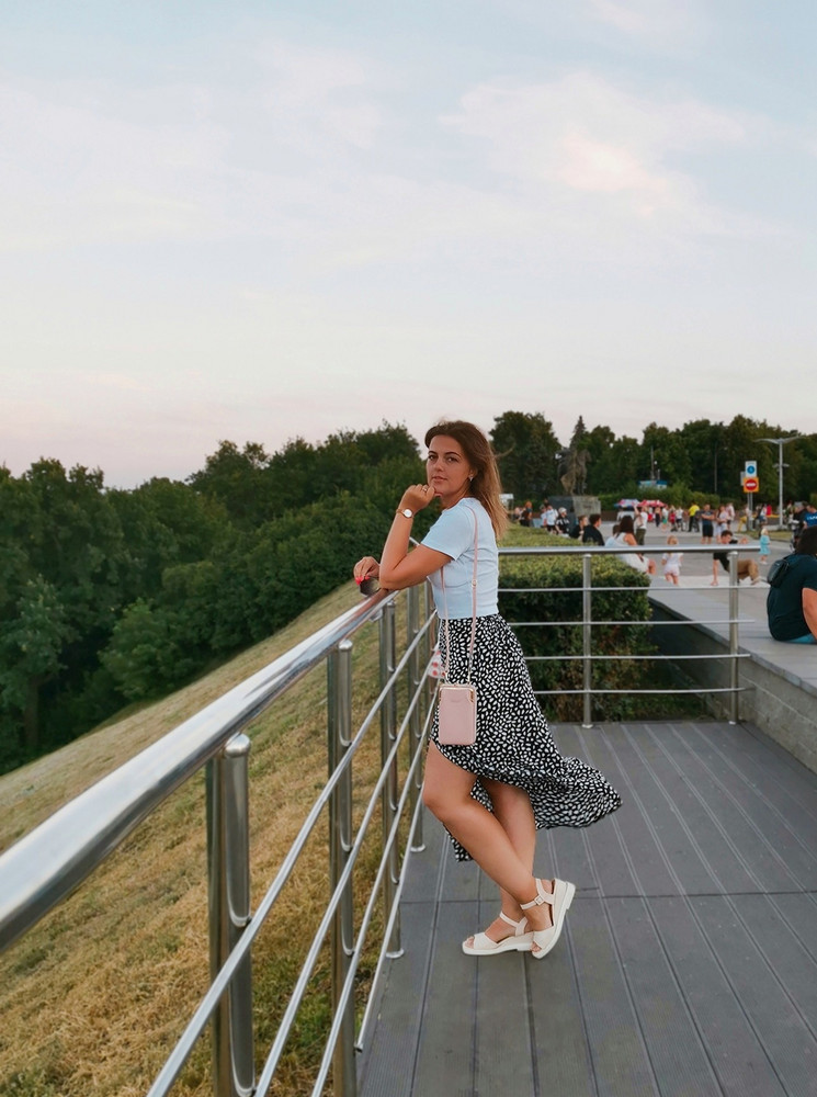 Качественный топ. Пришёл в полном порядке.