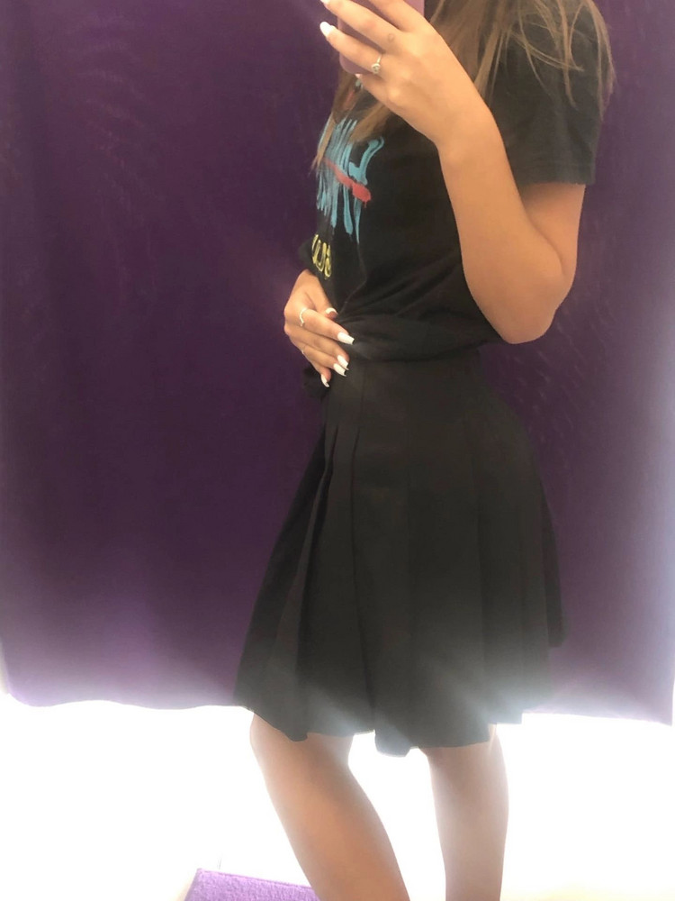 Очень классная юбка, заказывала М, немного большемерит в талии