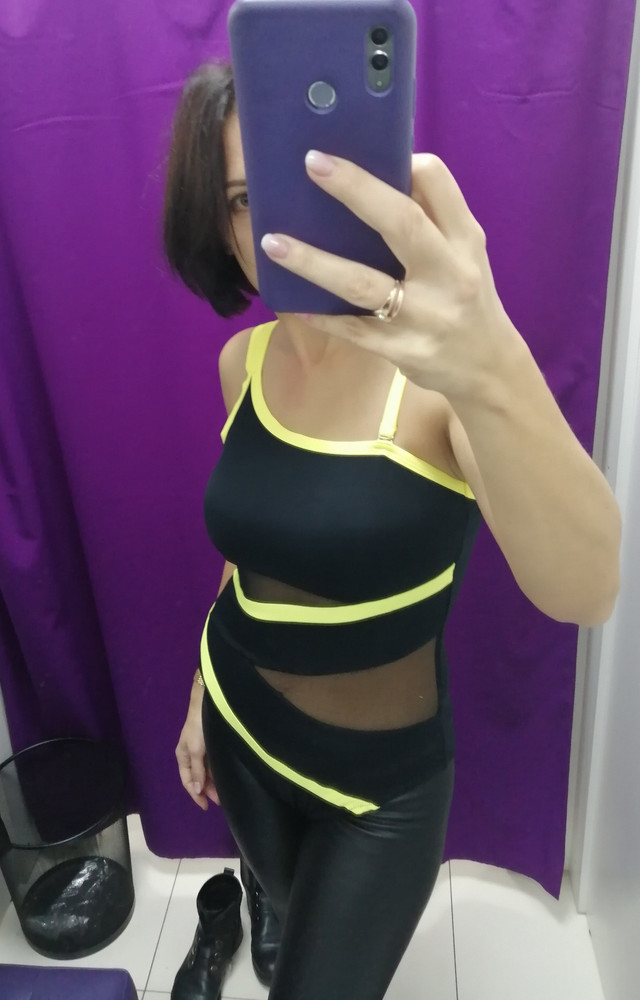 Сел классно, но я ношу 44размер,а это 46.Делаю вывод-маломерит слегка. Качество на отлично! Спасибо вам!!!