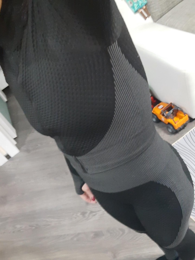 Звезду сняла за то что рисунок не такой яркий как на фото