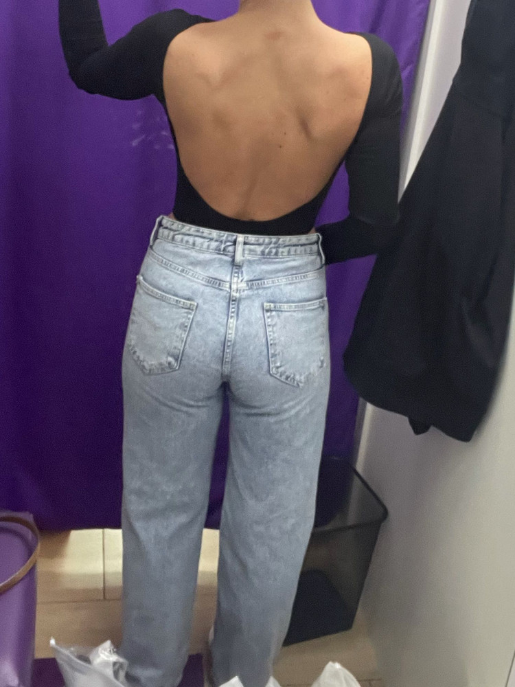 На рост 176 заказывала максимальный размер. Боди огонь😍😍😍😍😍😍 По талии все размеры одинаковые, а вот если высокий рост стоит брать максимальный размер. Потому что с нашим ростом любое боди жмёт 😹😹😹