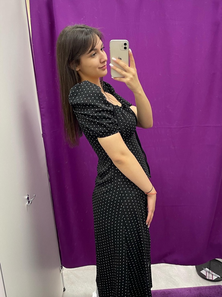 Соответствует описанию и фото.