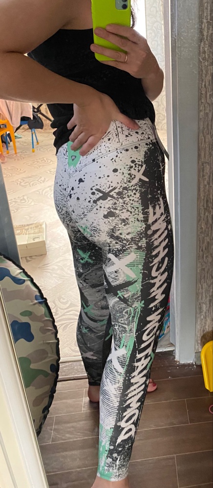 Давно мечтала о них, но боялась что ростовка будет мала. Когда достала показались короткими чересчур. Но одела и они мне в пору, а рост у меня 179! Высокие девушки берите, не пожалеете. От этой фирмы у меня есть велосипедки и им уже 2 года! Осталось похудеть и можно покупать еще и ещё. Как будут в носке после тренировок напишу позже.