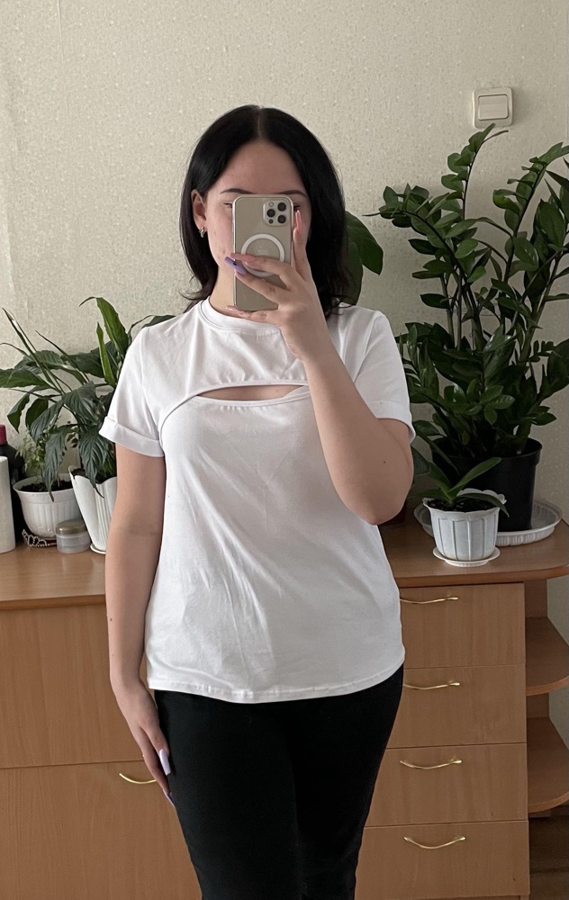 Заказывала маме 50 размер, оказалась чутка мала. Оставила себе, хотя ношу 44-46, получилось оверсайз)) выглядит прикольно, мне нравится 🙂🤘