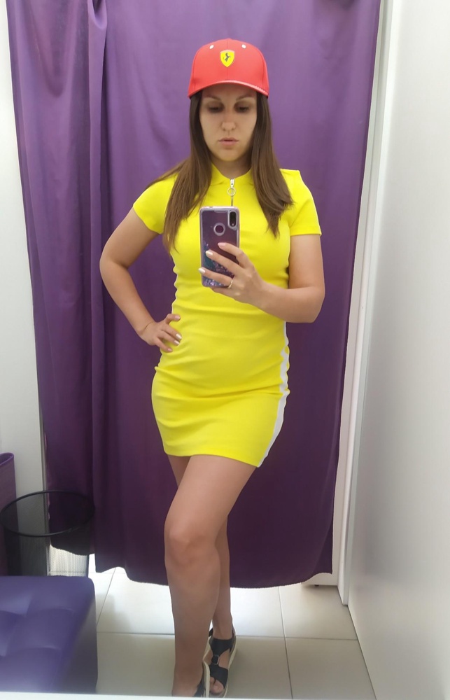 Отличное платье за такую цену! На 5м месяце беременности, с параметрами 97-77-97 село хорошо!