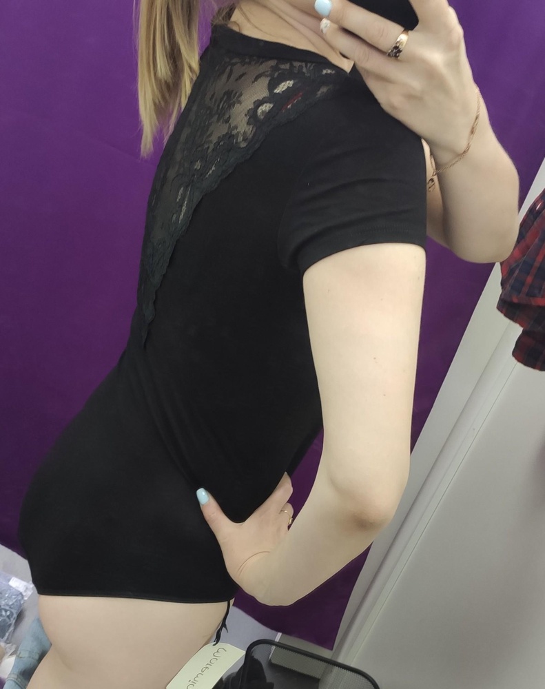 Боди понравилось, в размер.