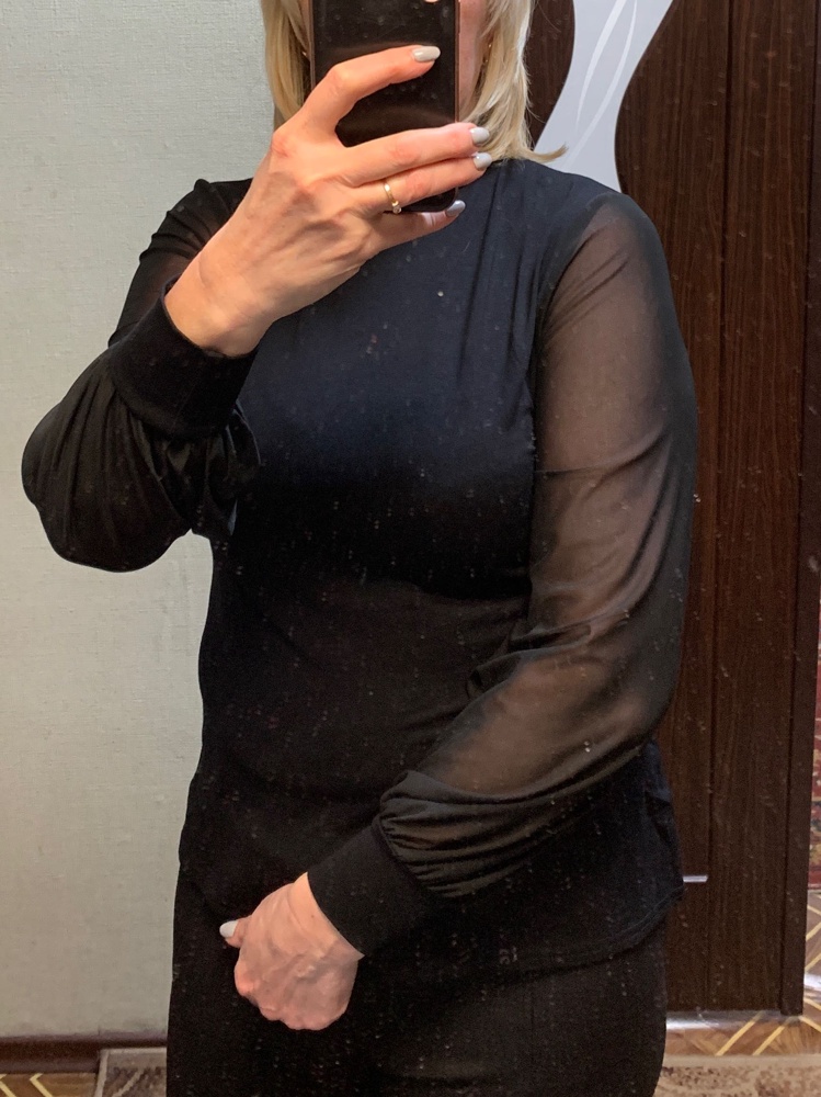 Классная водолазка, всё супер. 935 р , быстрая доставка, спасибо 