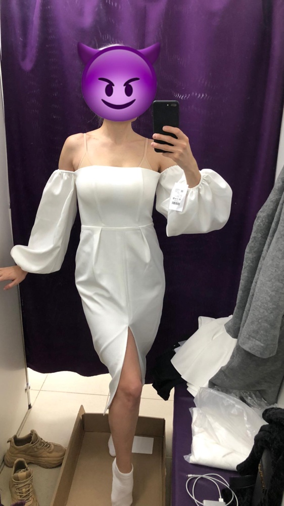 Платье красивое, идет в размер, но из-за кроя-берите свой и на размер меньше- может интереснее сесть. На теле держится, резинки на рукавах можно было- бы поплотнее посадить, но впринципе допустимо.