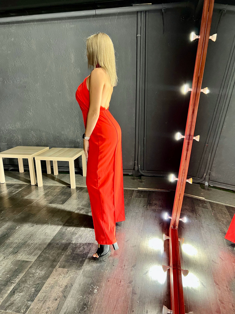 Быстрая доставка, хорошее качество , соответствует размеру 