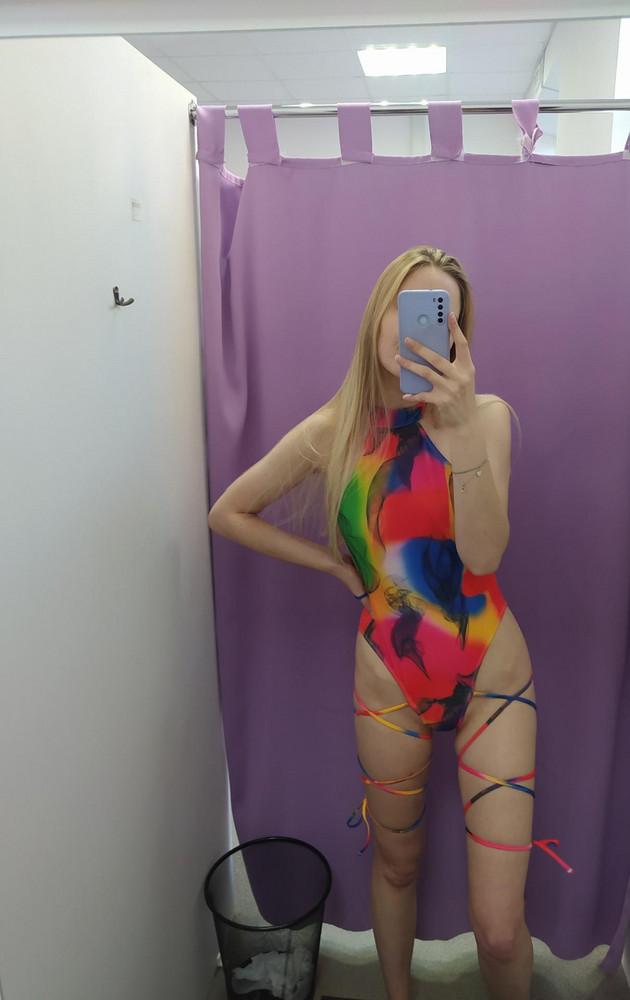 Бесподобный купальник! На рост 176 и параметры ОГ - 87, ОТ - 66, ОБ - 90 размер s в самый раз, единственное немного жмёт в шее, но не критично. От этого же продавца заказала синий раздельный купальник, оба подошли, спасибо!✨