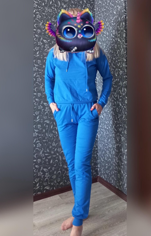 Костюм понравился, параметры 92-68-93 взяла М.Один из немногих костюмов ,который подходит на высокий рост,длинна штанов ,рукавов идеальная,мой рост 176.