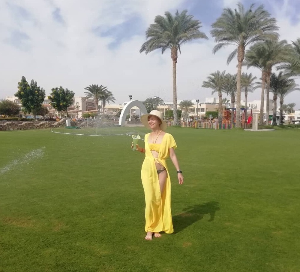 Туника супер! Яркий цвет, на мой не большой рост оказалась длиноватой, но это только прибавило очарования 🥰