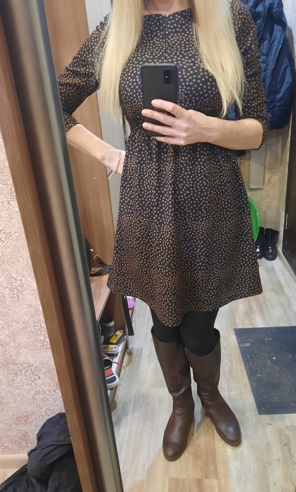 На добеременный 42 взяла 44, идеально подошло, только отрезала 8 см, на рост 164 длинновато.