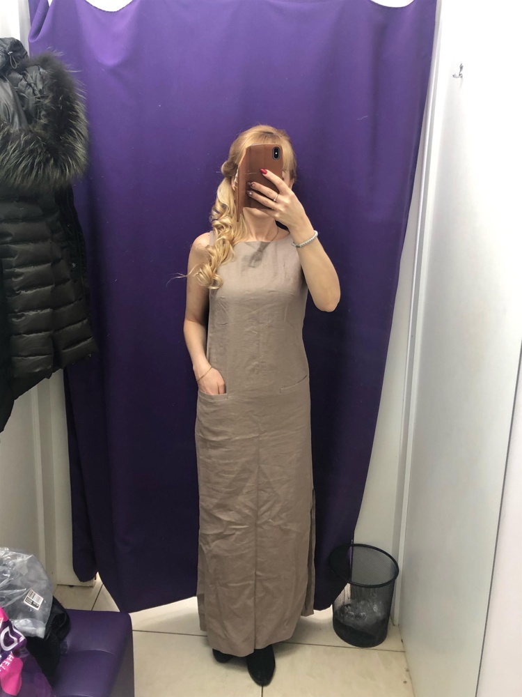 Платье конечно интеллигентное , классическое, лаконичное, очень понравилось, на 90-75-90 село отлично, но совершенно не возможно в нем находиться-оно колется, как стекловата , очень жаль, но отказ...