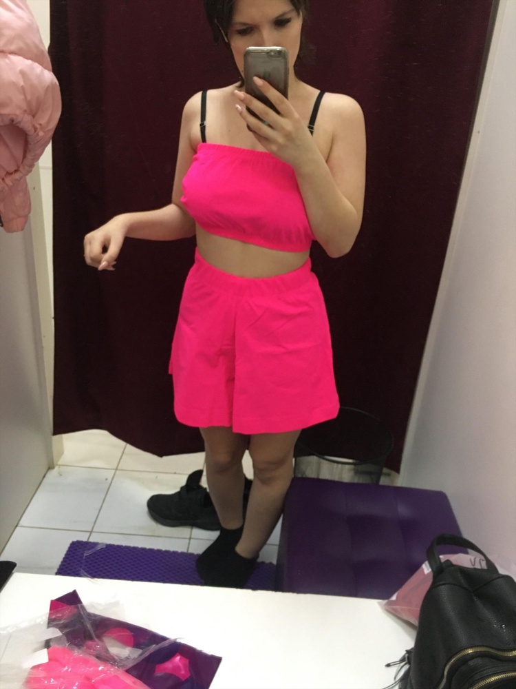 Яркий красивый