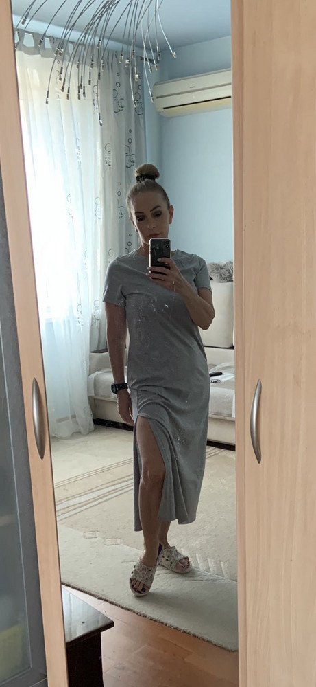 Платье огонь! Цена-качество 👍🏼👍🏼 Спасибо! Я довольна!!! Как раз лечу на море, очень кстати!🌺🌺🌺